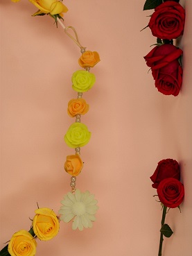 (image for) zeepketting roosje in het gras